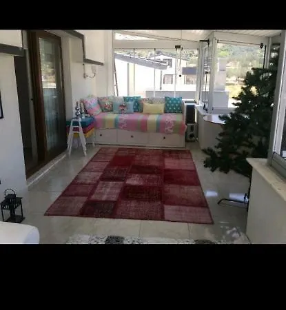 Beyaz * Özdere